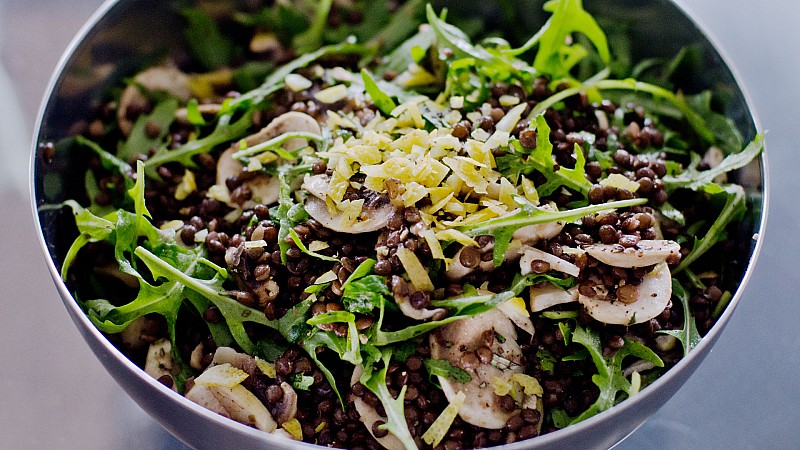 Alastair's healthy and delicious, vegan, gluten free lentil rocket rosemary lemon mushroom salad
