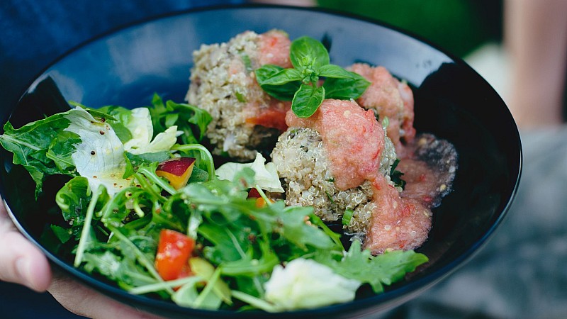 Anne Coates recipe for quinoa mushroom and walnut salad