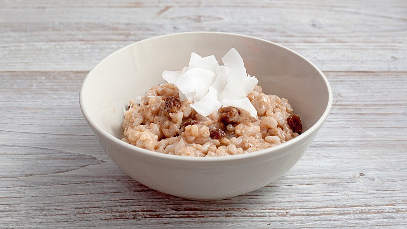 Linsey Boersbroek's delicious healthy recipe for Leftover Rice Pudding Foodadit