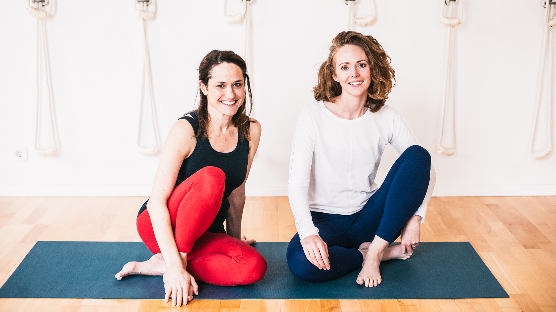 Foodadit founder, Alanna Lawley and Elizabeth Smullens Brass - Iyengar Yoga Teacher in yoga ropes