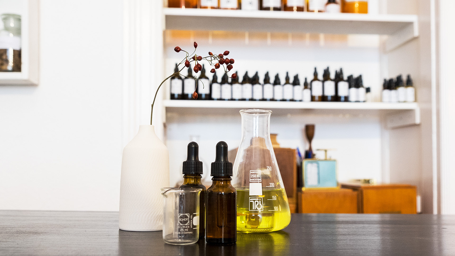 Detox Blend Oil preparation for Spring Cleaning with Foodadit and Ryoko Hori and her Senses Salon